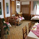 Πανσιόν Bokan 3*