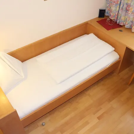 Bokan Pensionat Graz